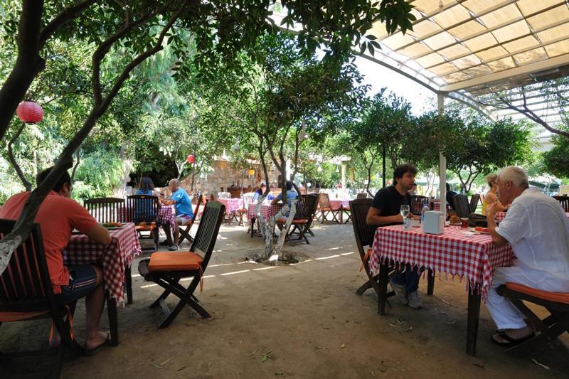 Hotel Gumusluk Restaurant photo